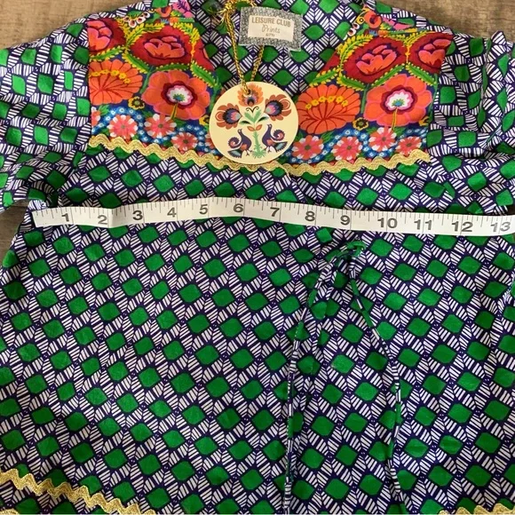 New Leisure club cherry blossom top - Picture 6 of 7